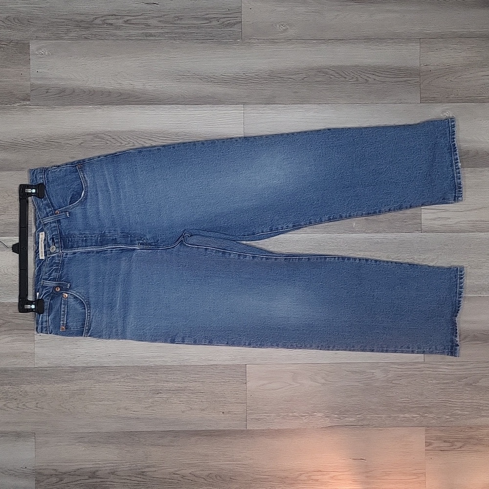 Levi Strauss Ribcage Straight Ankle Medium Wash Button Fly High Jeans Womens 31